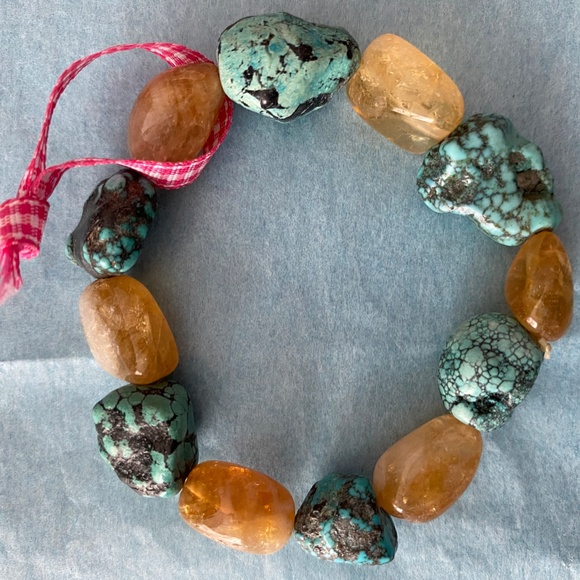 NWOT Stretchy Stone Bracelet - Picture 2 of 5